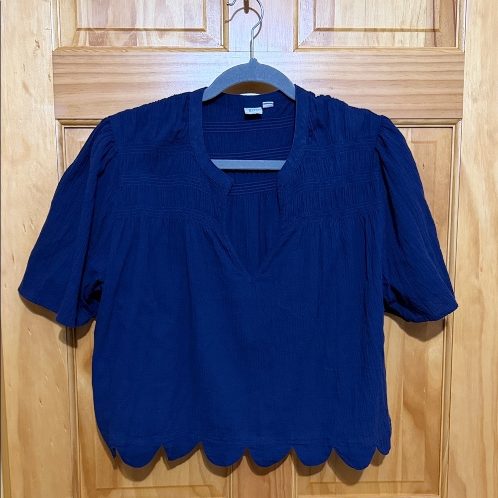 GAP Blue Women's Sloughed Cotton Blouse Top with Flowy Sleeves & Scalloped Hem